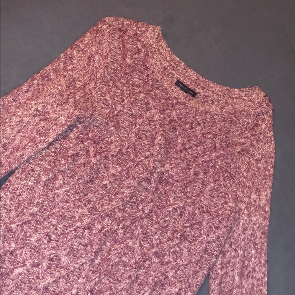 Tommy Hilfiger - Knit Sweater